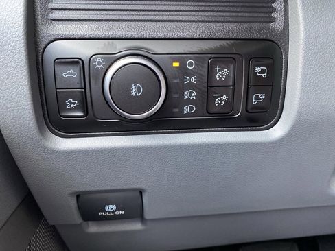 New 2026 Ford F250 XLT w/ XLT Premium Package image 32