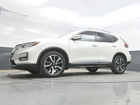 Used 2020 Nissan Rogue SL w/ Premium Package AWD/4WD image 33