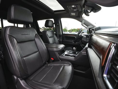 Used 2024 GMC Sierra 1500 Denali w/ Denali Reserve Package AWD/4WD image 44