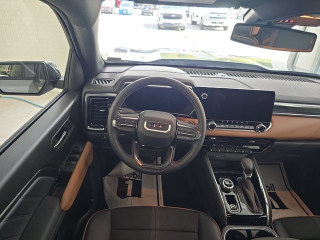 New 2026 GMC Canyon AT4 AWD/4WD image 13