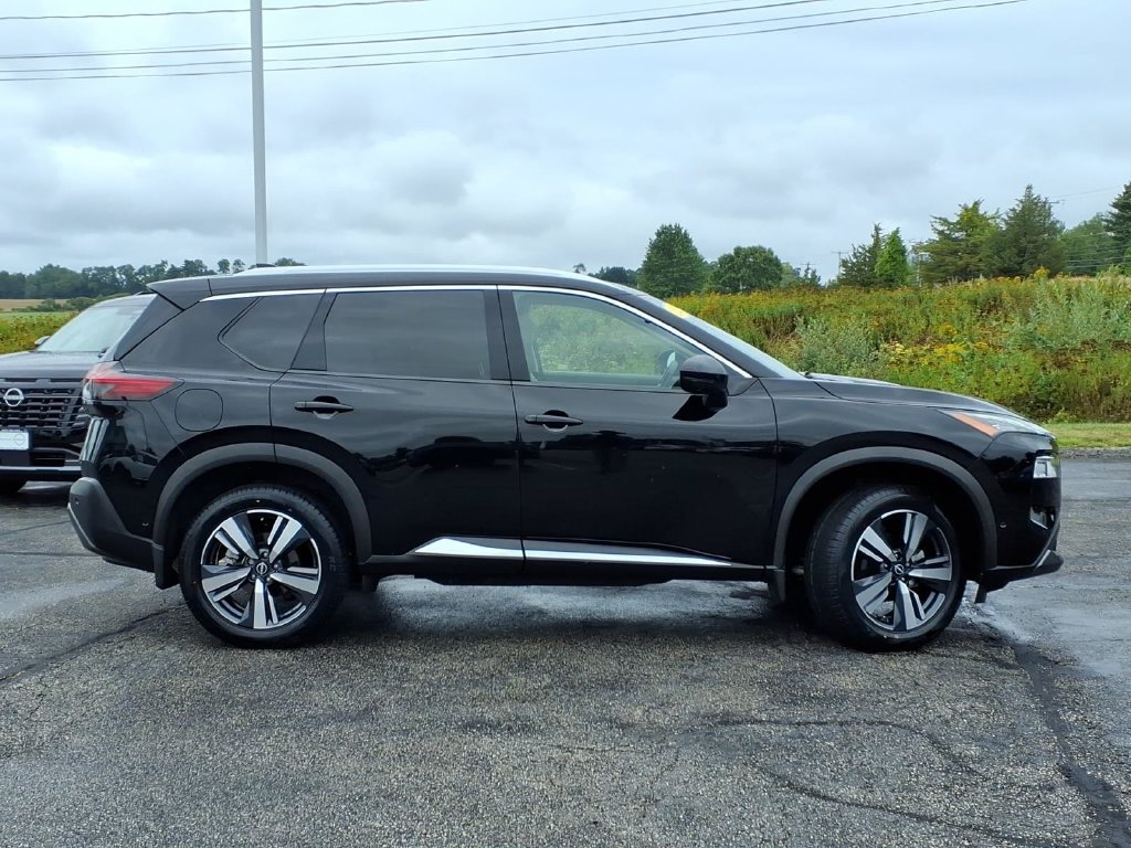 Certified 2023 Nissan Rogue SL w/ SL Premium Package AWD/4WD image 2