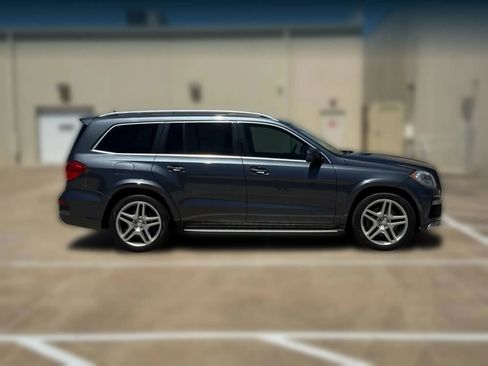 Used 2013 Mercedes-Benz GL 550 4MATIC image 10