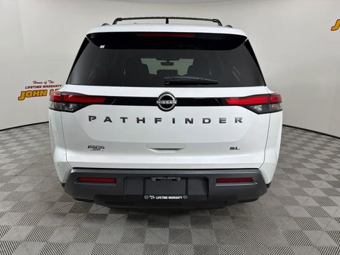 New 2026 Nissan Pathfinder SL image 4