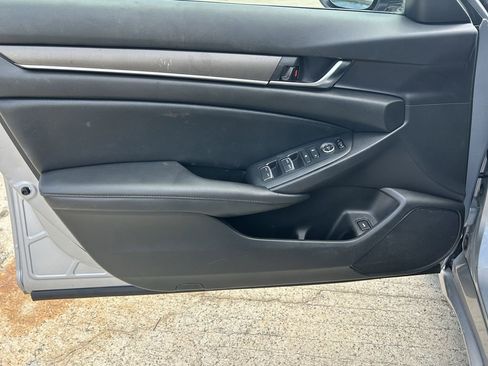 Used 2022 Honda Accord LX image 10
