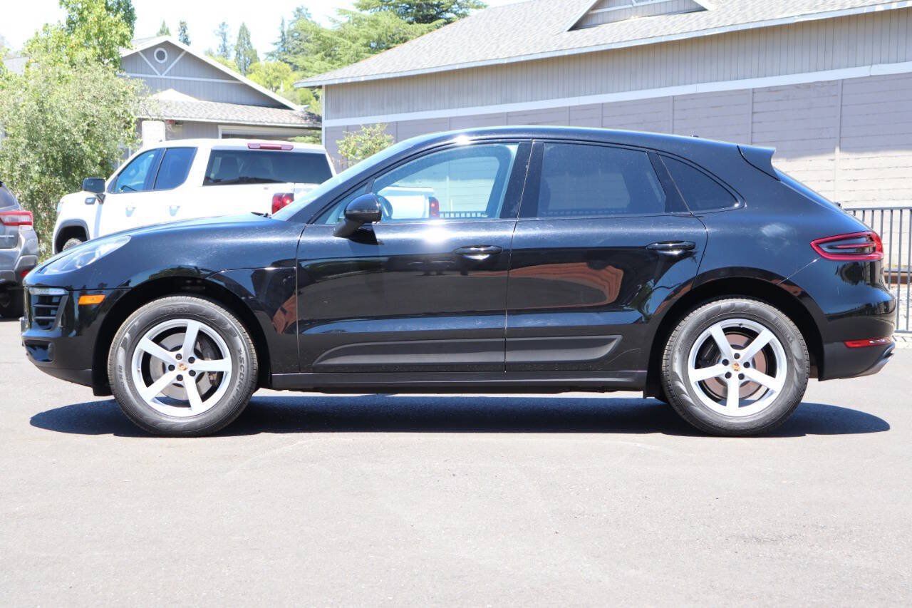 Used 2017 Porsche Macan AWD/4WD image 5
