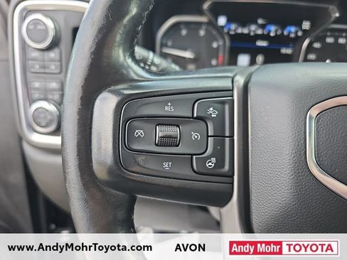 Used 2022 GMC Sierra 2500 Denali w/ Denali Black Diamond Edition image 18