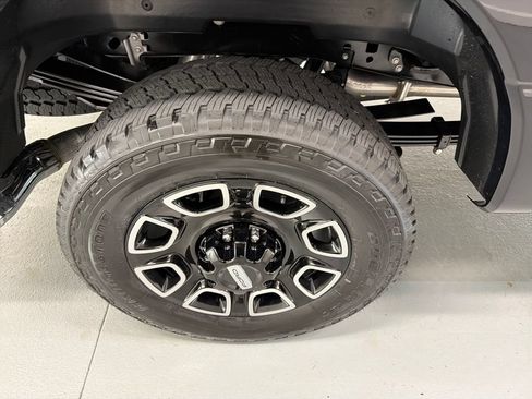 New 2026 Ford F250 Platinum AWD/4WD image 5