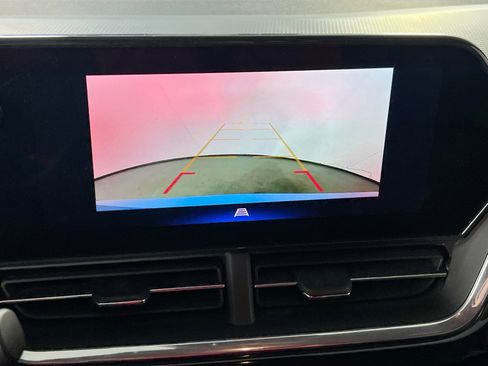 Used 2024 Chevrolet Trax RS w/ Driver Confidence Package image 13