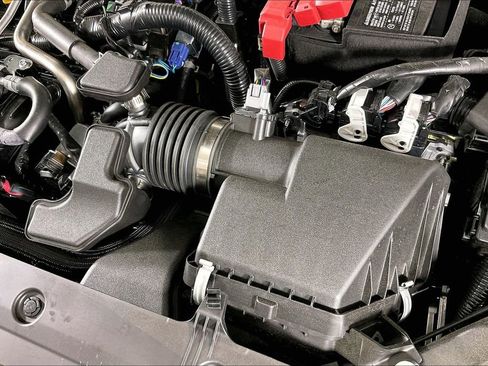 New 2026 Nissan Altima 2.5 SR w/ SR Midnight Edition Package AWD/4WD image 32