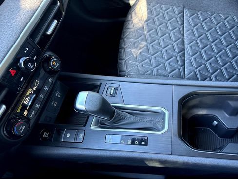 New 2026 Nissan Kicks SV w/ SV Premium Package FWD image 10