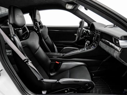 Used 2016 Porsche 911 GT3 RS RWD image 58