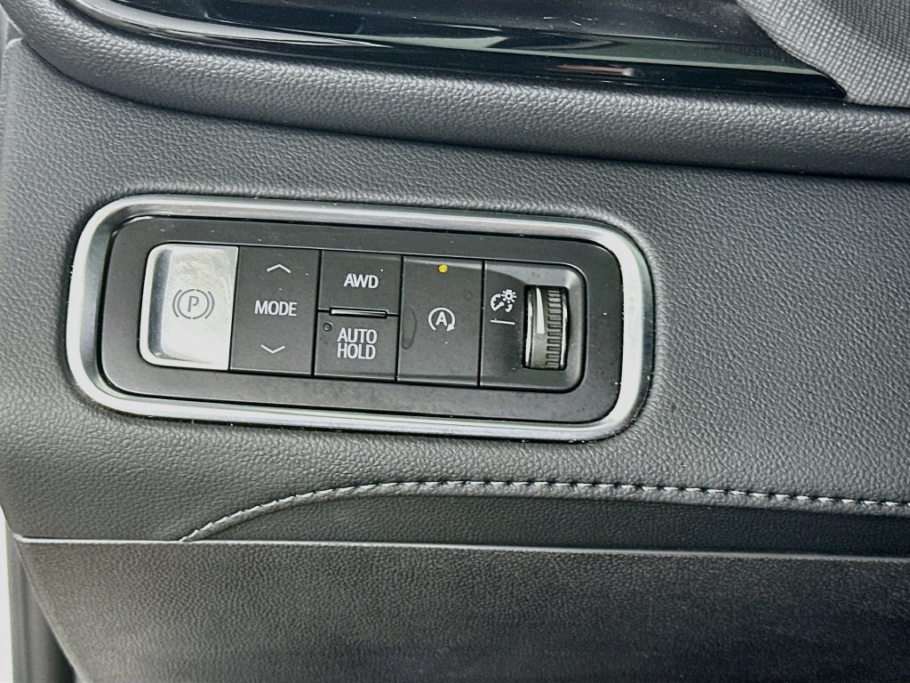 Used 2026 Buick Enclave Sport Touring AWD/4WD image 10