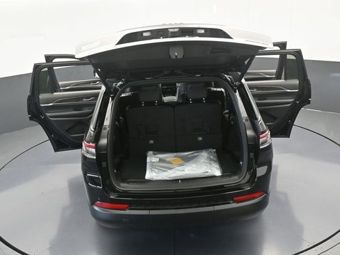 New 2025 Jeep Grand Cherokee L Limited w/ Black Appearance Package image 62