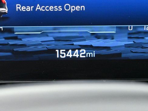 Used 2025 Chevrolet Tahoe High Country w/ Sun And Tow Package image 18