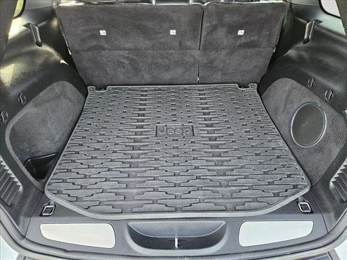 Used 2020 Jeep Grand Cherokee Trailhawk w/ Trailhawk Luxury Group image 6