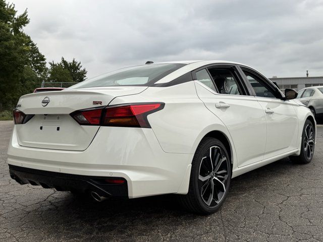 New 2026 Nissan Altima 2.5 SR FWD image 9
