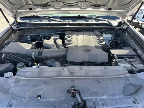 Used 2014 Toyota 4Runner SR5 Premium RWD image 20