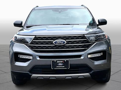 Used 2023 Ford Explorer XLT w/ Equipment Group 202A image 6