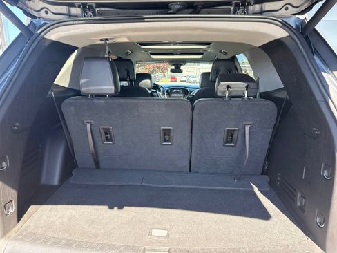 Used 2018 Chevrolet Traverse LT AWD/4WD image 14