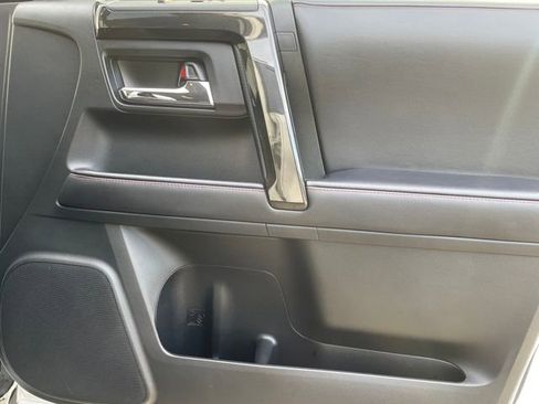 Used 2022 Toyota 4Runner TRD Off-Road Premium image 29