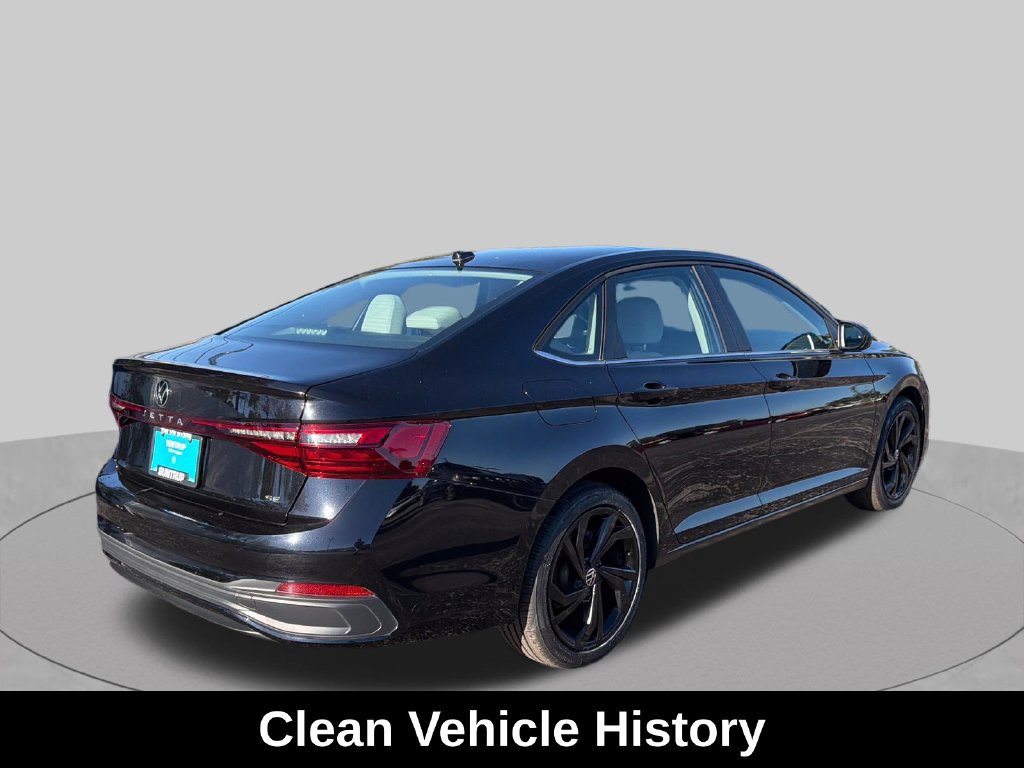 Used 2025 Volkswagen Jetta SE w/ Sunroof Package FWD image 6