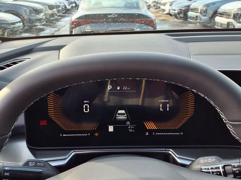 New 2026 Kia Sorento S image 14