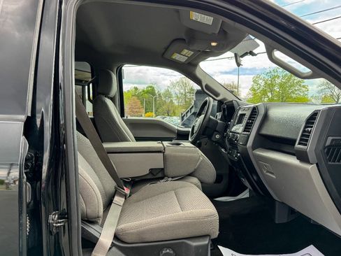 Used 2018 Ford F150 XLT AWD/4WD image 12