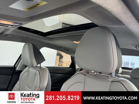 Used 2025 Hyundai Elantra Limited FWD image 20