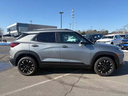 Used 2023 Chevrolet TrailBlazer LT image 9
