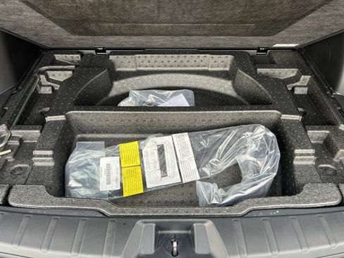 Used 2023 Subaru Forester Touring AWD/4WD image 20
