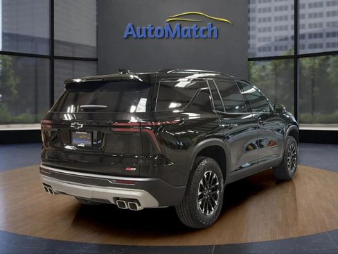 Used 2025 Chevrolet Traverse Z71 w/ Driver Confidence Package AWD/4WD image 11