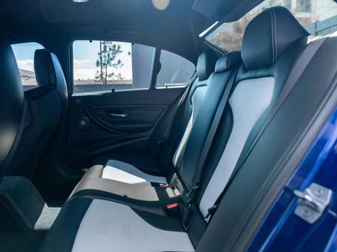 Used 2018 BMW M3 CS w/ Executive Package image 40