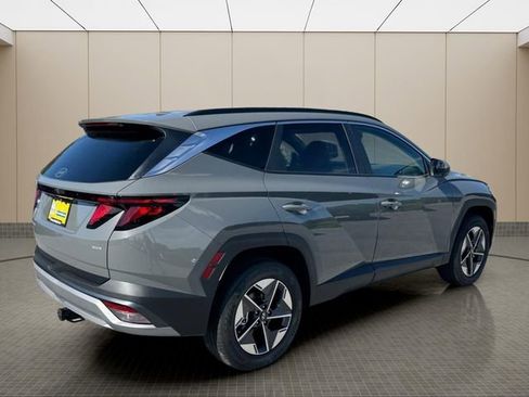 New 2026 Hyundai Tucson SEL w/ Tow & Go Package AWD/4WD image 3