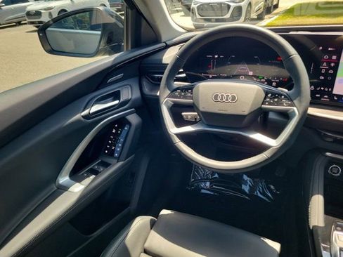 Certified 2025 Audi Q5 Premium w/ Premium Plus AWD/4WD image 13