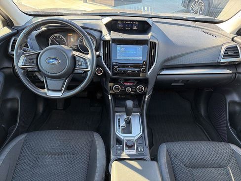Used 2020 Subaru Forester Premium image 11