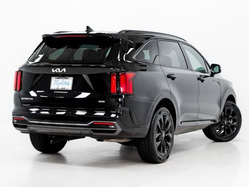 Used 2023 Kia Sorento SX AWD/4WD image 34
