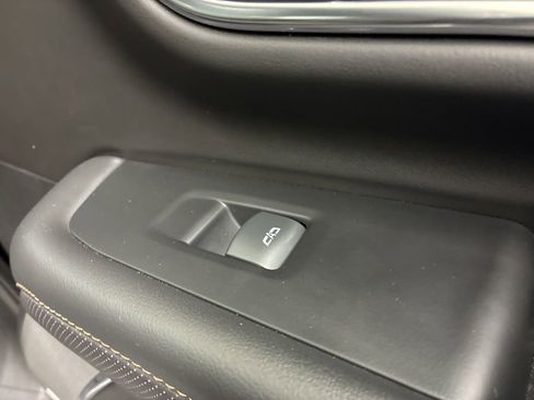 Used 2023 GMC Yukon AT4 image 54