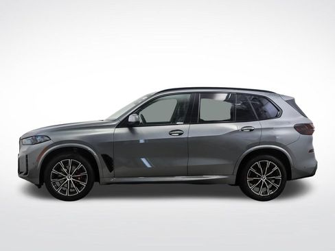 New 2026 BMW X5 xDrive40i w/ M Sport Package AWD/4WD image 2