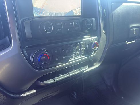 Used 2018 Chevrolet Silverado 1500 LT w/ All Star Edition RWD image 21
