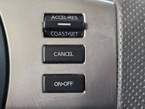 Used 2017 Nissan Frontier SV image 13