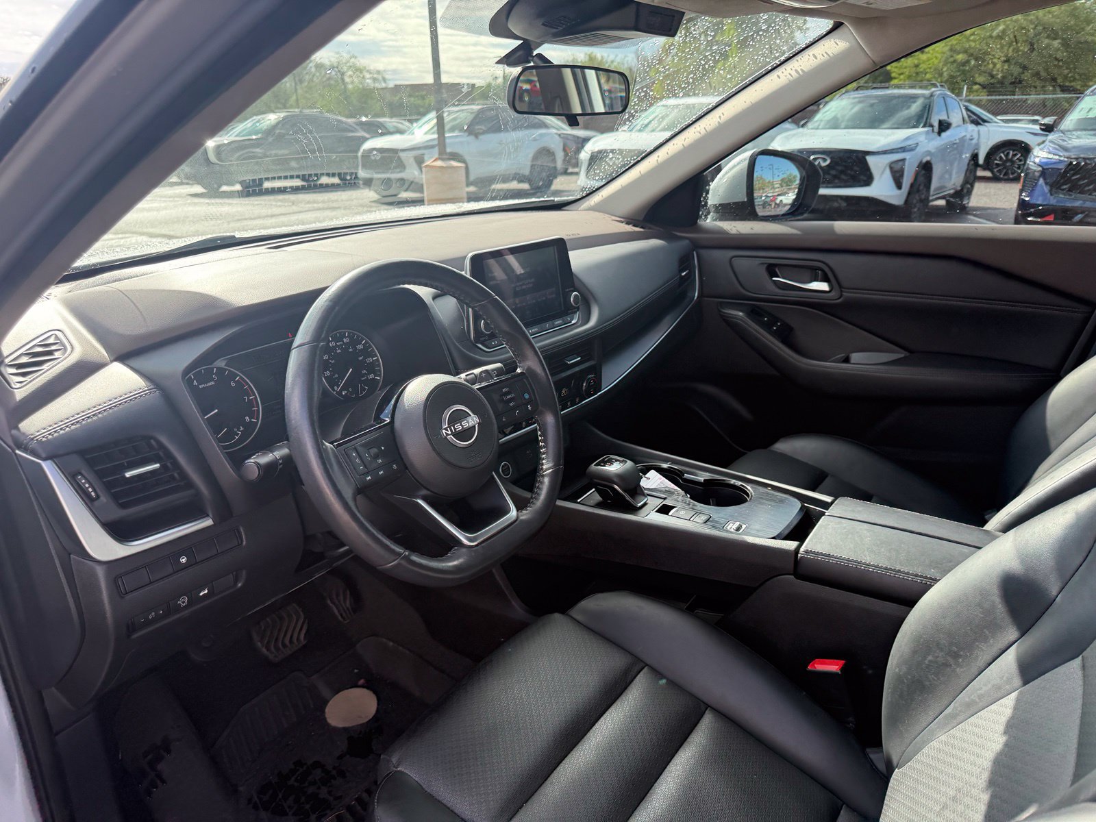 Certified 2023 Nissan Rogue SV w/ SV Premium B Package FWD image 11