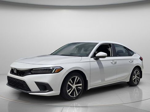 Used 2023 Honda Civic LX image 9