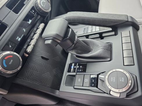 Used 2024 Toyota Tacoma SR5 image 17