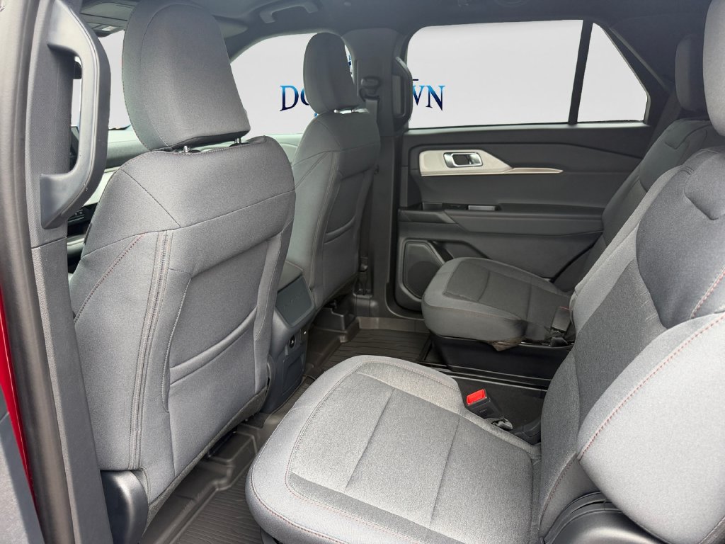 New 2027 Ford Explorer Active AWD/4WD image 9
