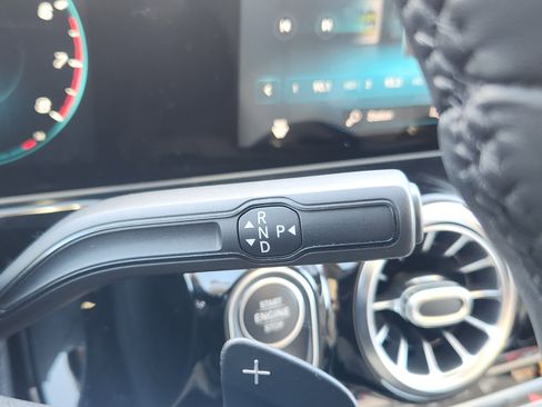 Used 2021 Mercedes-Benz GLA 250 4MATIC image 12