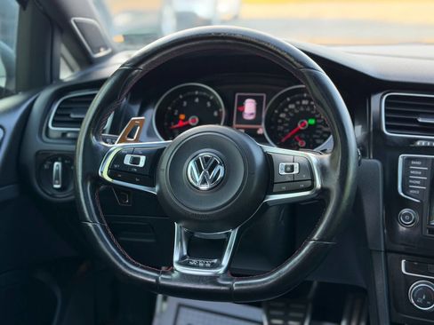 Used 2015 Volkswagen GTI SE w/ Lighting Package (SEL) FWD image 15