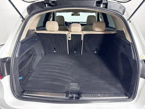 Used 2018 Mercedes-Benz GLC 300 w/ Multimedia Package image 21