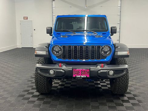 Used 2024 Jeep Wrangler Rubicon image 5