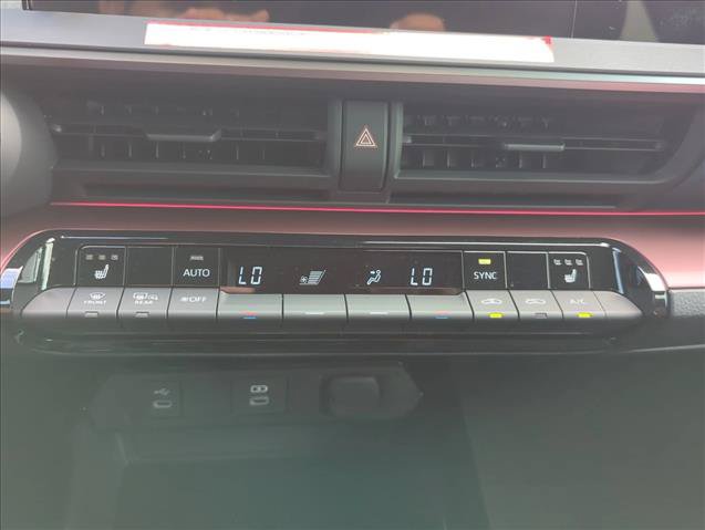 New 2027 Toyota Prius Plug-In Hybrid FWD image 21
