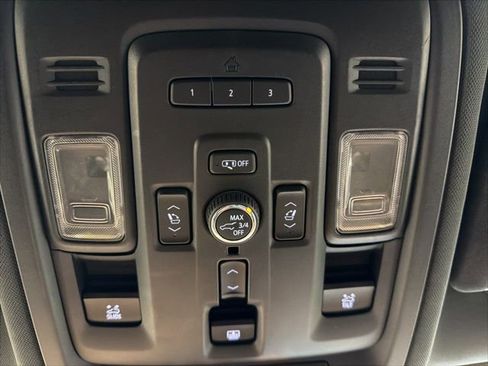 Certified 2021 Chevrolet Tahoe High Country w/ Premium Package image 33